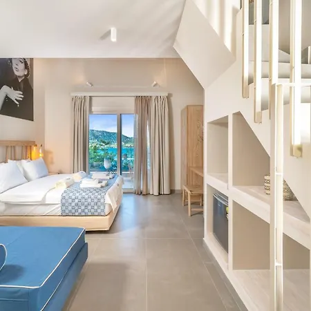 Отель Lithorama Boutique *