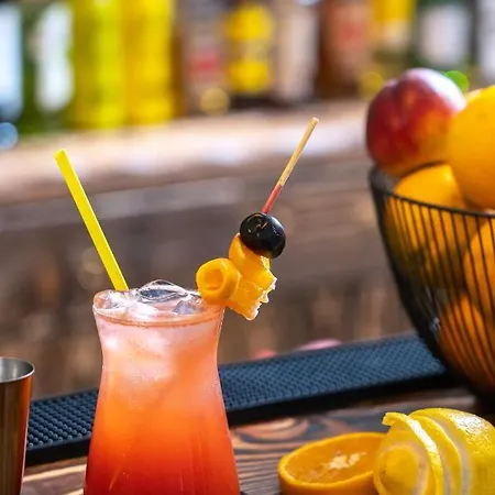 Lithorama Boutique Hotel *