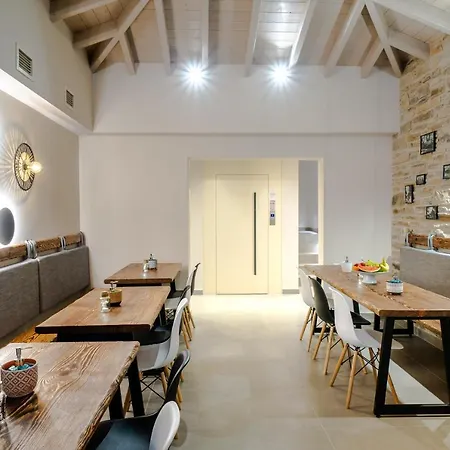 Lithorama Boutique Hotel
